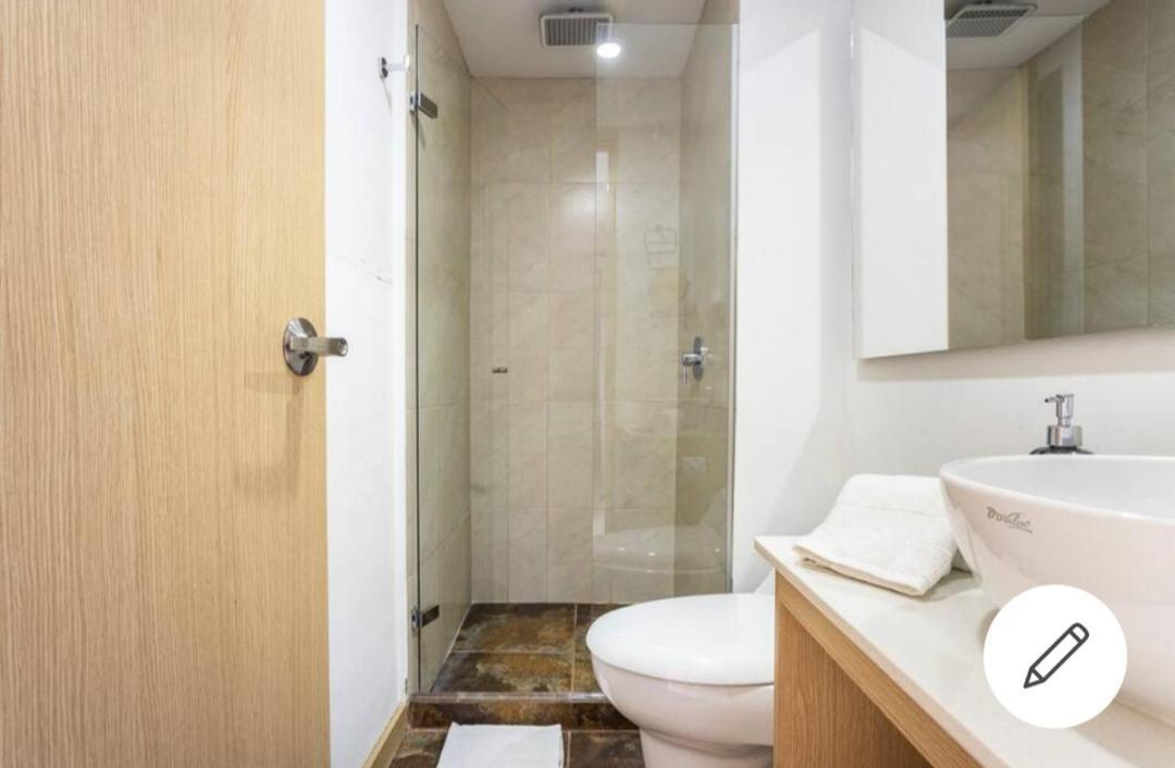 Beautiful & Comfortable Apartment In Laureles Medellín Exterior foto